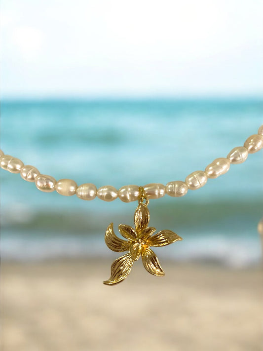 Coastal Bloom Necklace