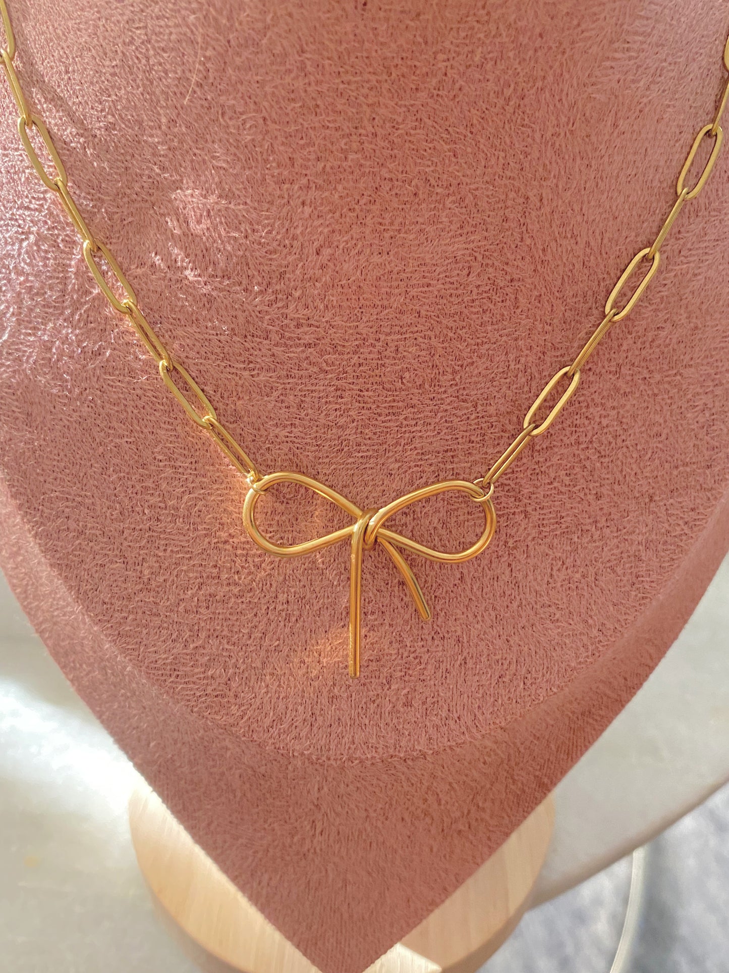Golden Bow Necklace